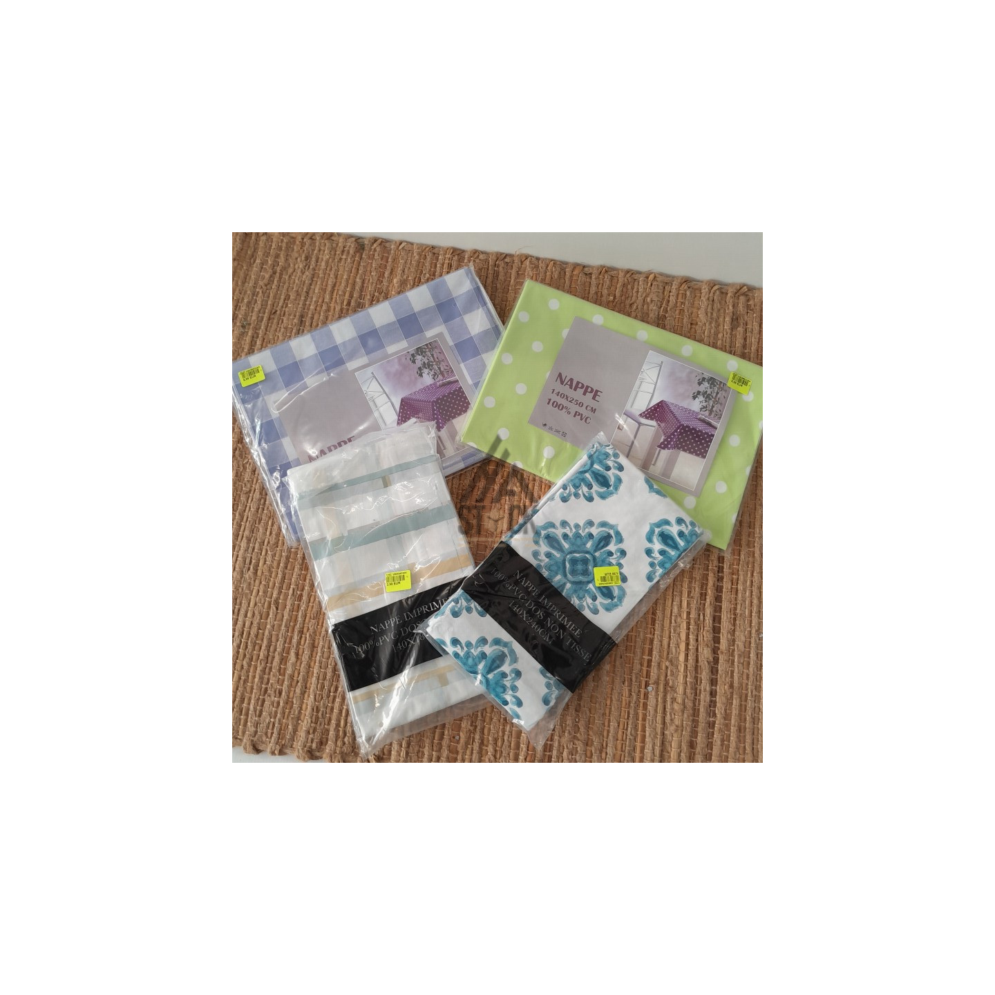 Nappe PVC imprimée - 30 pièces