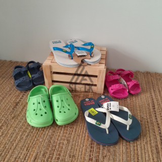 Tong & Sabot plastique enfant - 65 pièces