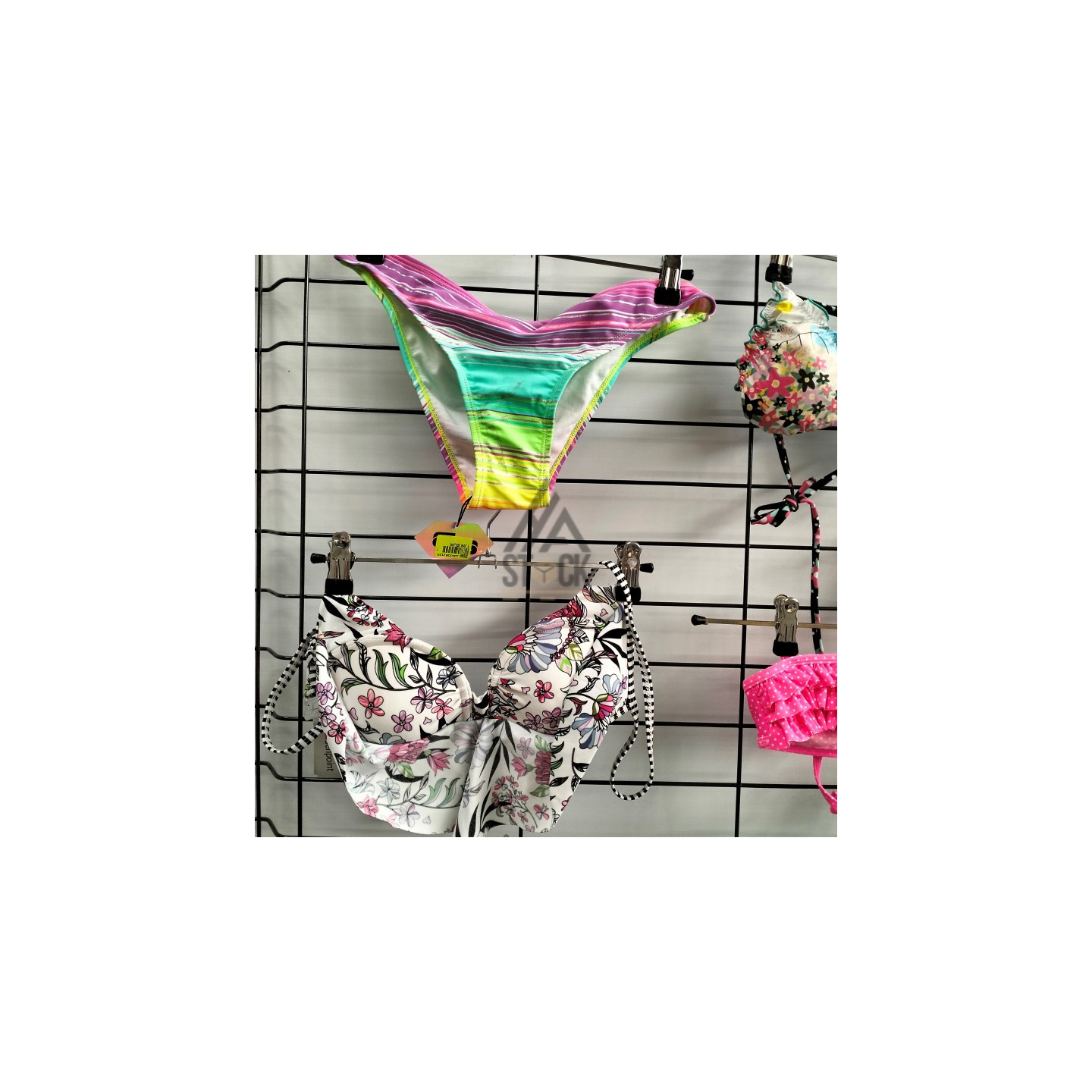 Maillot de bain - 300 pièces