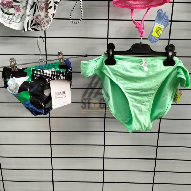 Maillot de bain - 300 pièces