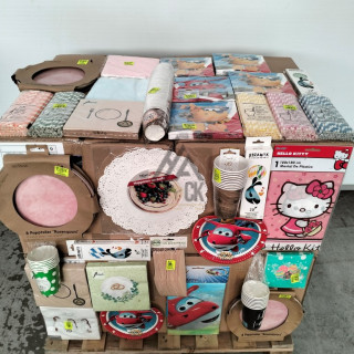 VAISSELLE JETABLE - 320 pièces