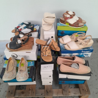 CHAUSSURE D'ÉTÉ en boite  - 25 paires
