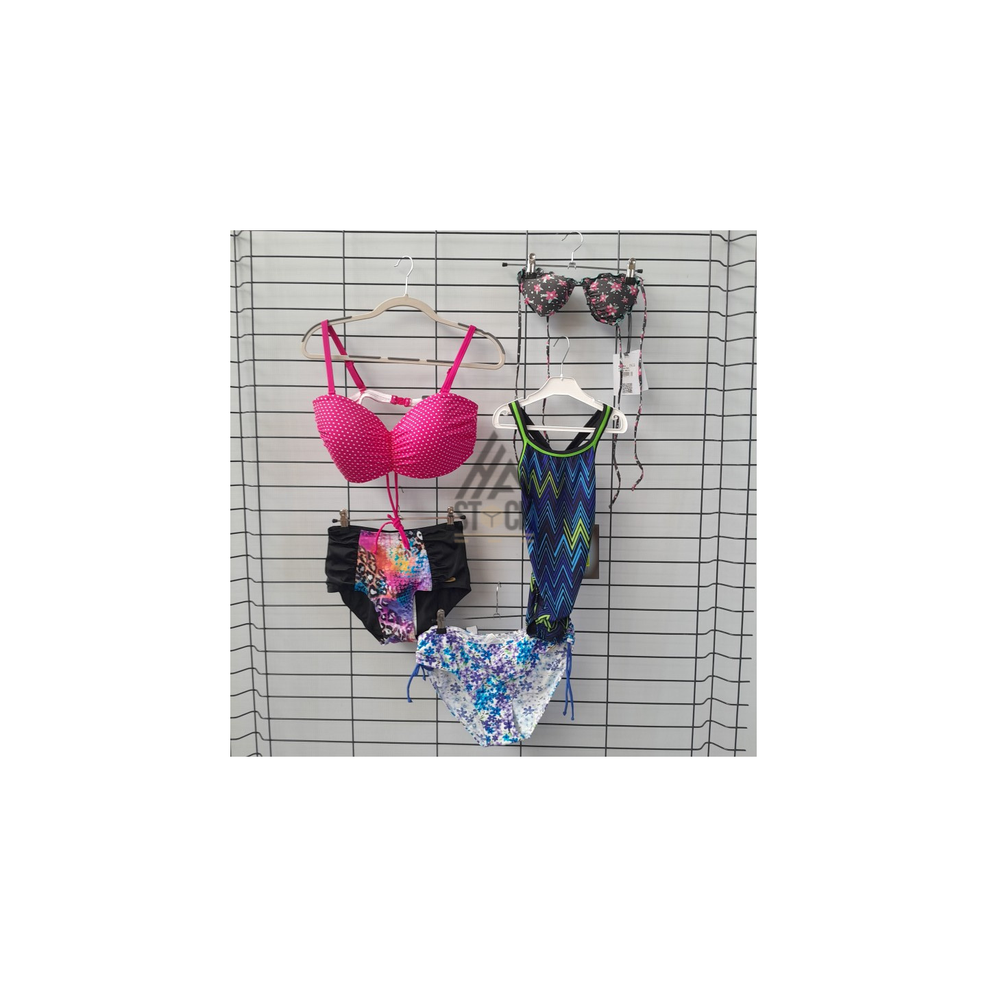 Maillot de bain - 300 pièces