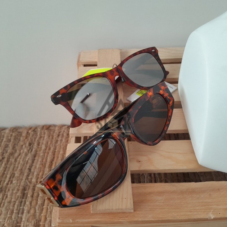 Lunette de soleil - 100 pièces