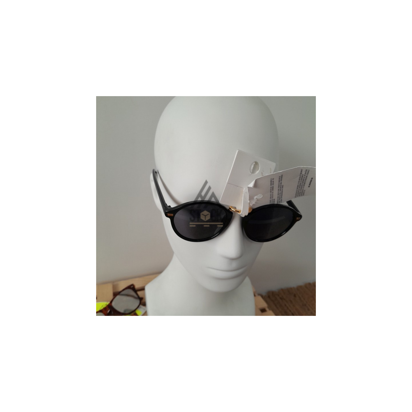 Lunette de soleil - 100 pièces