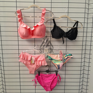 Maillot de bain - 200 pièces
