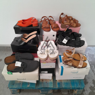 CHAUSSURE D'ÉTÉ en boite  - 25 paires