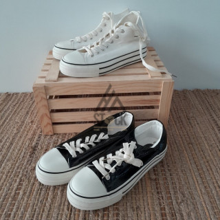 Chaussure montante -  28 paires