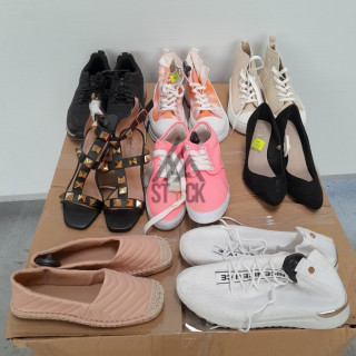 CHAUSSURES -  50 paires