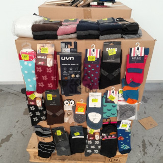 CHAUSSETTE - 300 paires