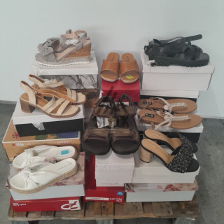 CHAUSSURE D'ÉTÉ en boite  - 25 paires