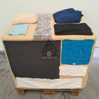 LINGE DE MAISON VRAC - 220 pièces LINGE DE MAISON VRAC - 220 pièces