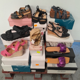 CHAUSSURE D'ÉTÉ en boite  - 25 paires