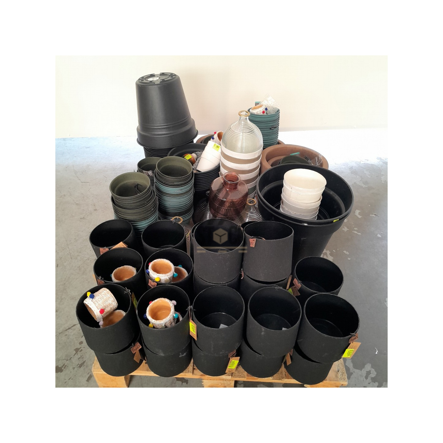 Pot de fleur - 175 pièces