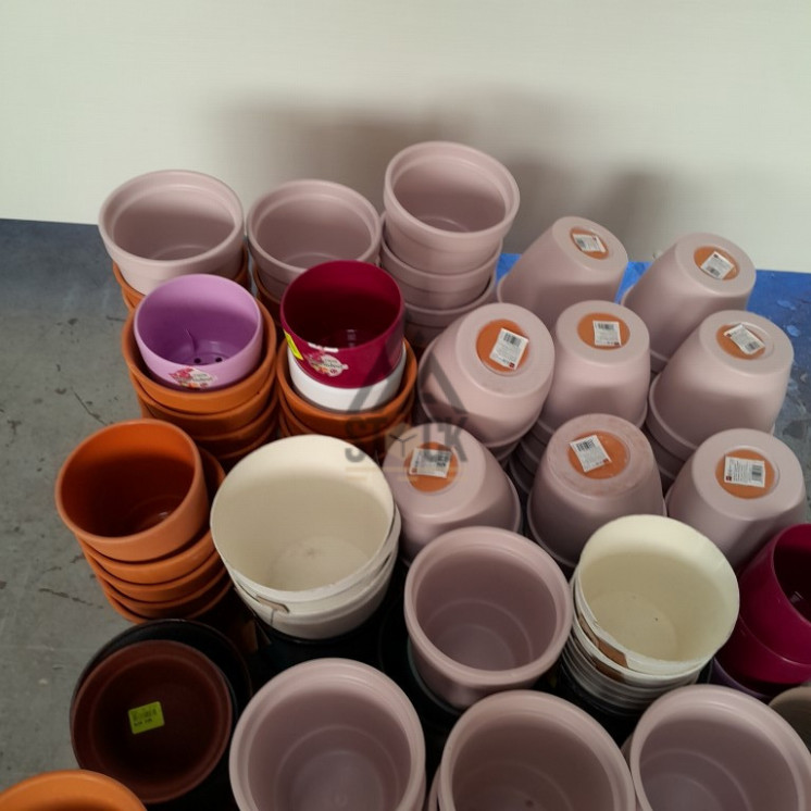 Pot de fleur - 130 pièces