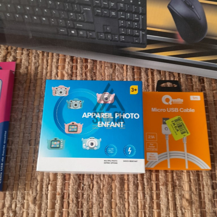 MULTIMÉDIA - 100 pièces