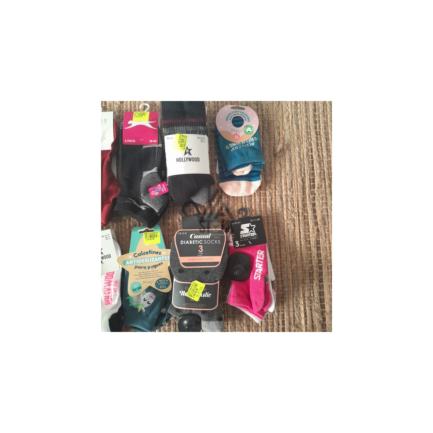 CHAUSSETTE - 300 paires