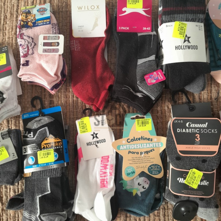 CHAUSSETTE - 300 paires