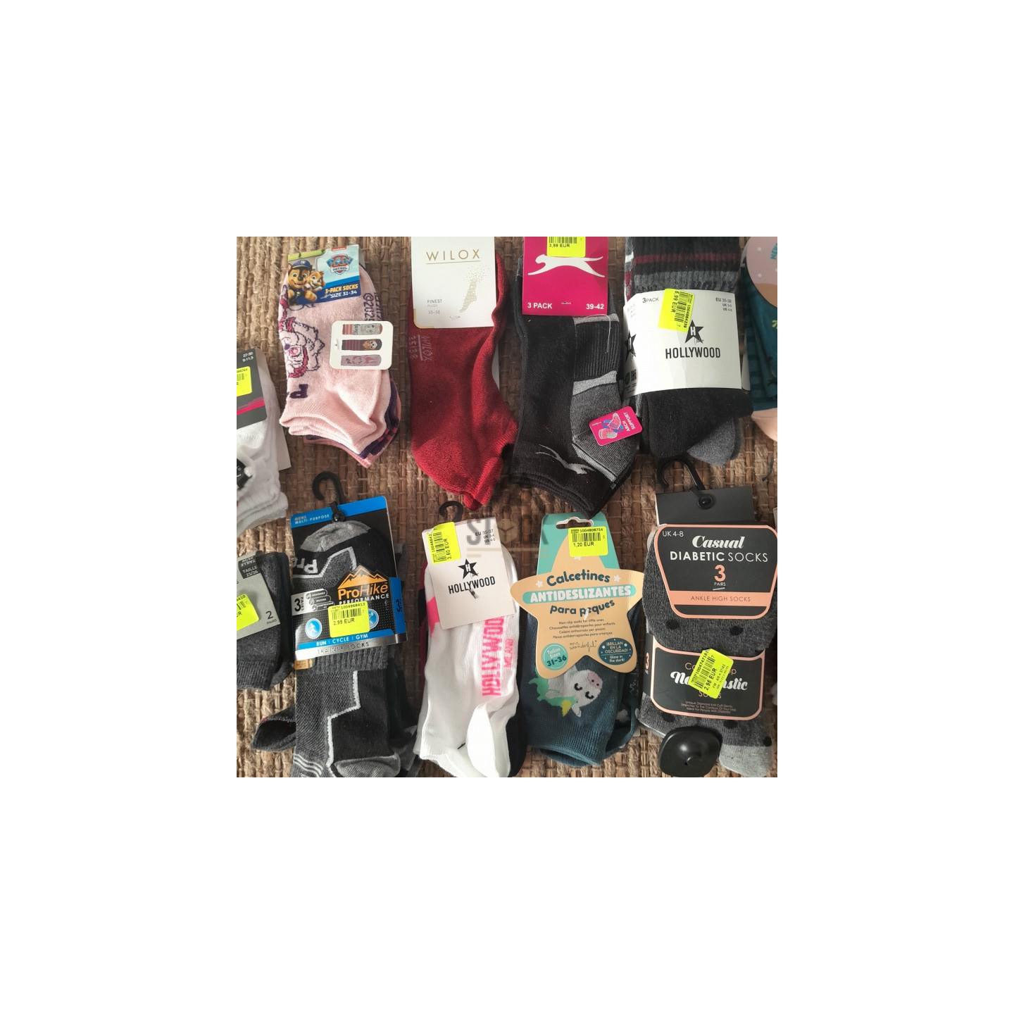 CHAUSSETTE - 300 paires