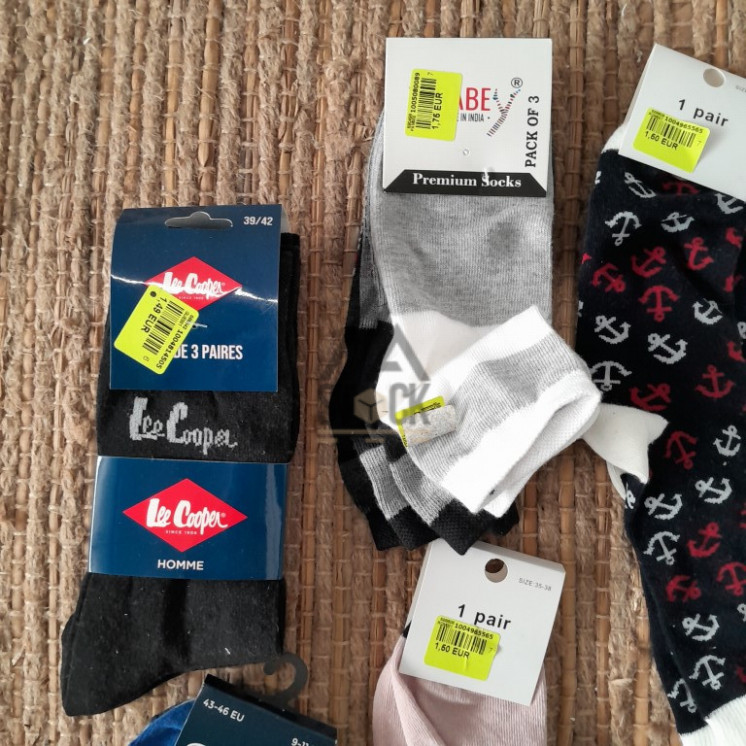 CHAUSSETTE - 300 paires