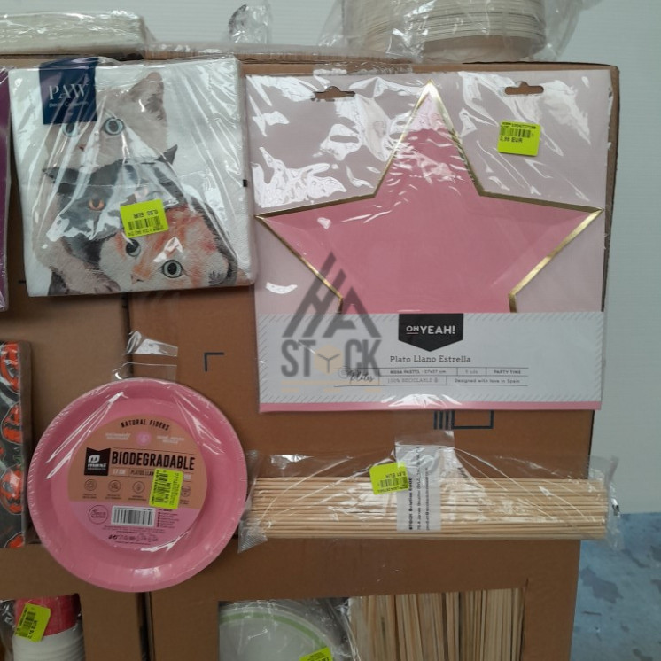 VAISSELLE JETABLE - 340 pièces