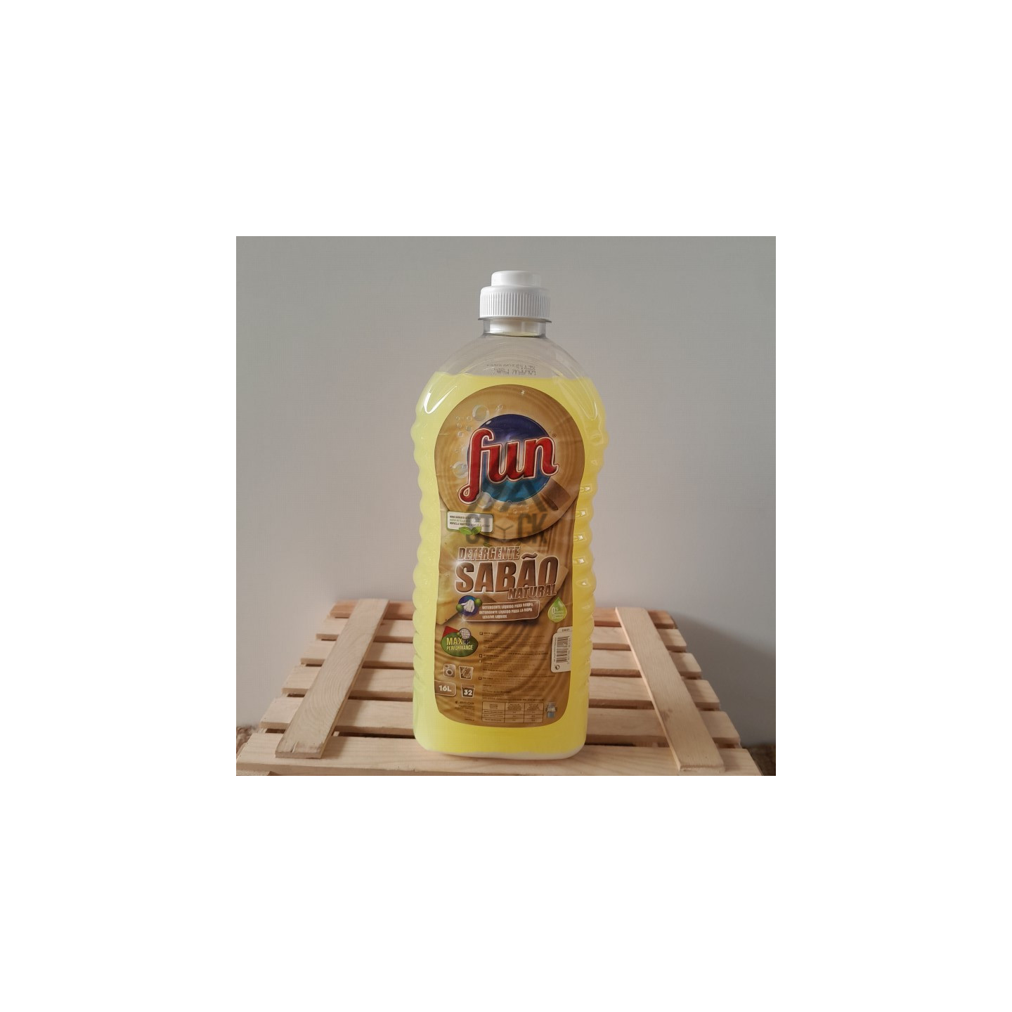 Lessive liquide - FUN - 44 pièces