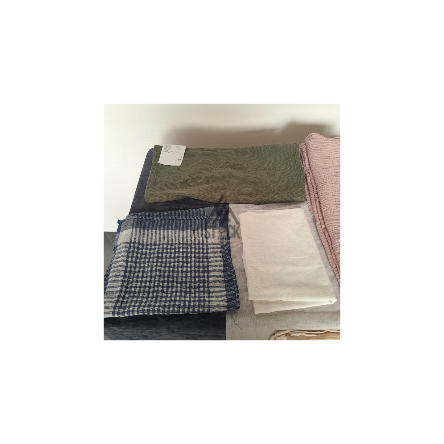 LINGE DE MAISON VRAC - 220 pièces