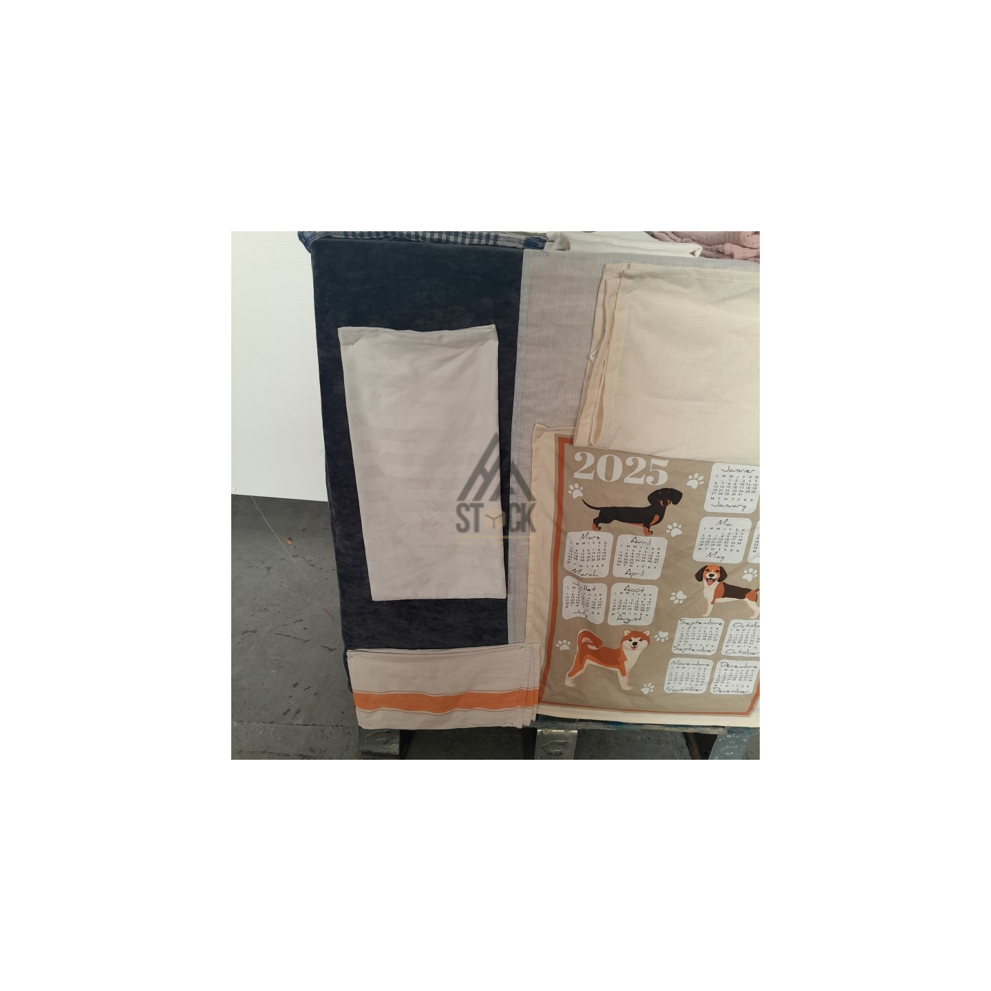 LINGE DE MAISON VRAC - 220 pièces