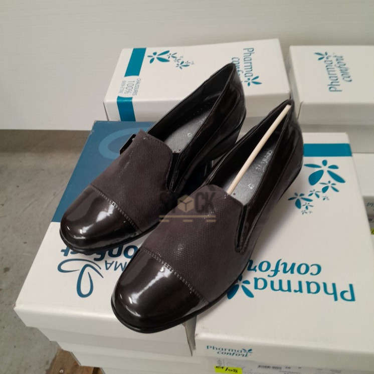 CHAUSSURE en boite - PHARMA CONFORT - 15 paires