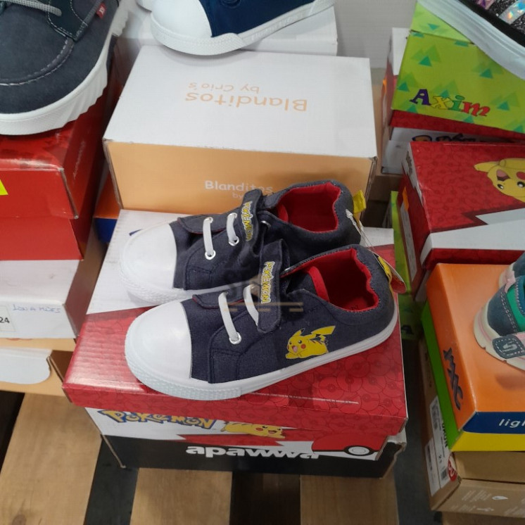 CHAUSSURE en boite enfants - 20 paires