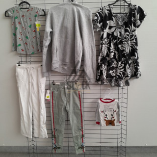 TEXTILE - 300 pièces