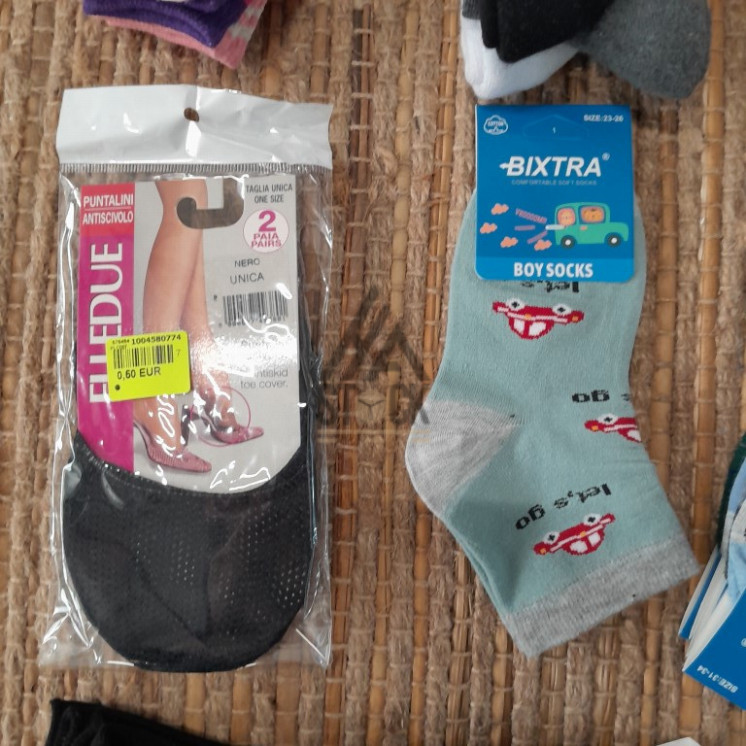 CHAUSSETTE - 300 paires