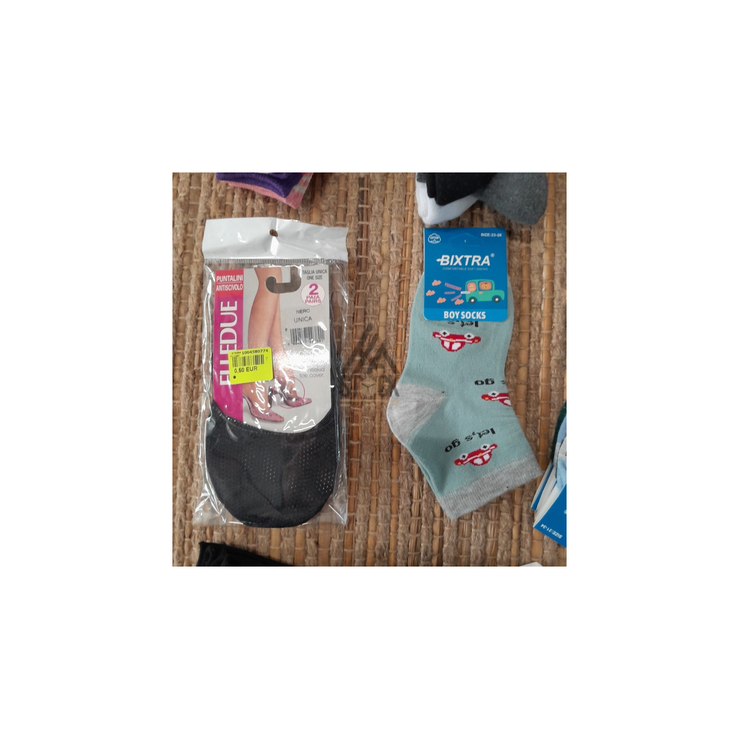 CHAUSSETTE - 300 paires