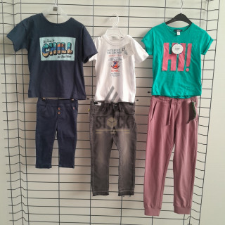 TEXTILE ENFANT de marque - 140 pièces