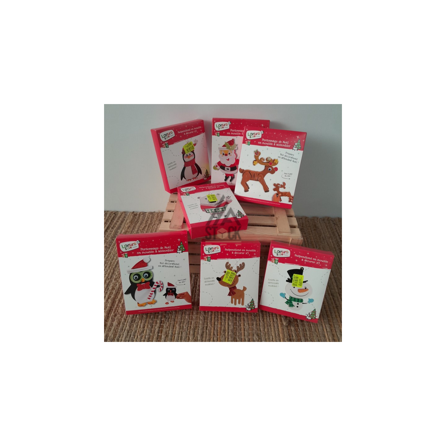 Suspensions en mousse a décorer NOEL - 65 pièces