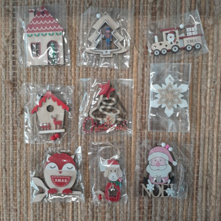 Décoration NOËL en bois  - 100 pièces