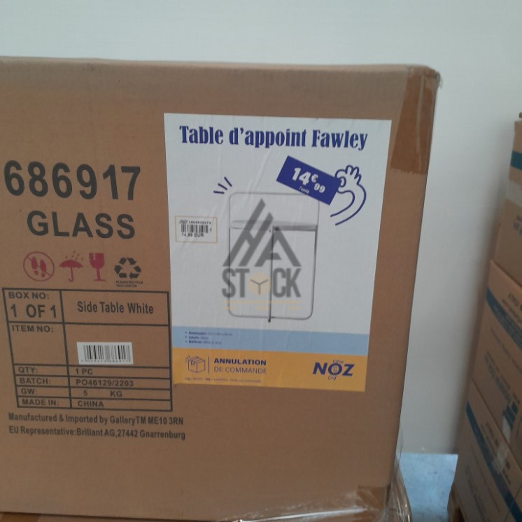 Table d'appoint fawley - 15 pièces