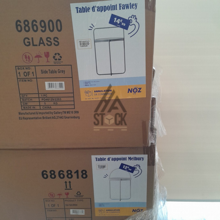 Table d'appoint fawley - 15 pièces