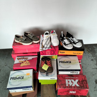 CHAUSSURE en boite enfants - 19 paires