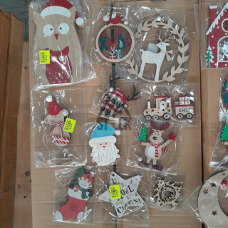 Décoration NOËL en bois  - 100 pièces