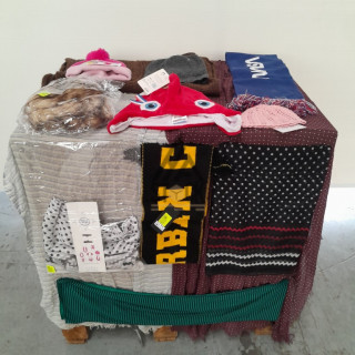 Article d'HIVER  -  300 pièces