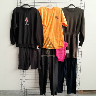 TEXTILE - 300 pièces