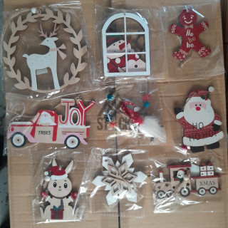 Décoration NOËL en bois  - 100 pièces