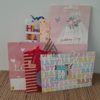 Sac cadeaux - 125 pièces