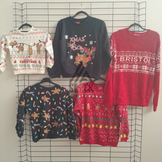 Pull de noël enfant - 25 pièces