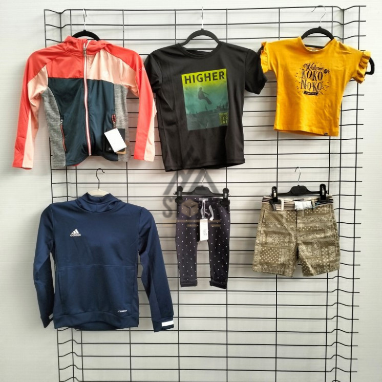 TEXTILE ENFANT de marque - 120 pièces