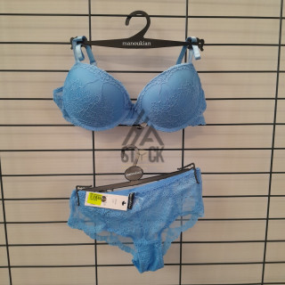 Sous vêtement MANOUKIAN - 90 pièces