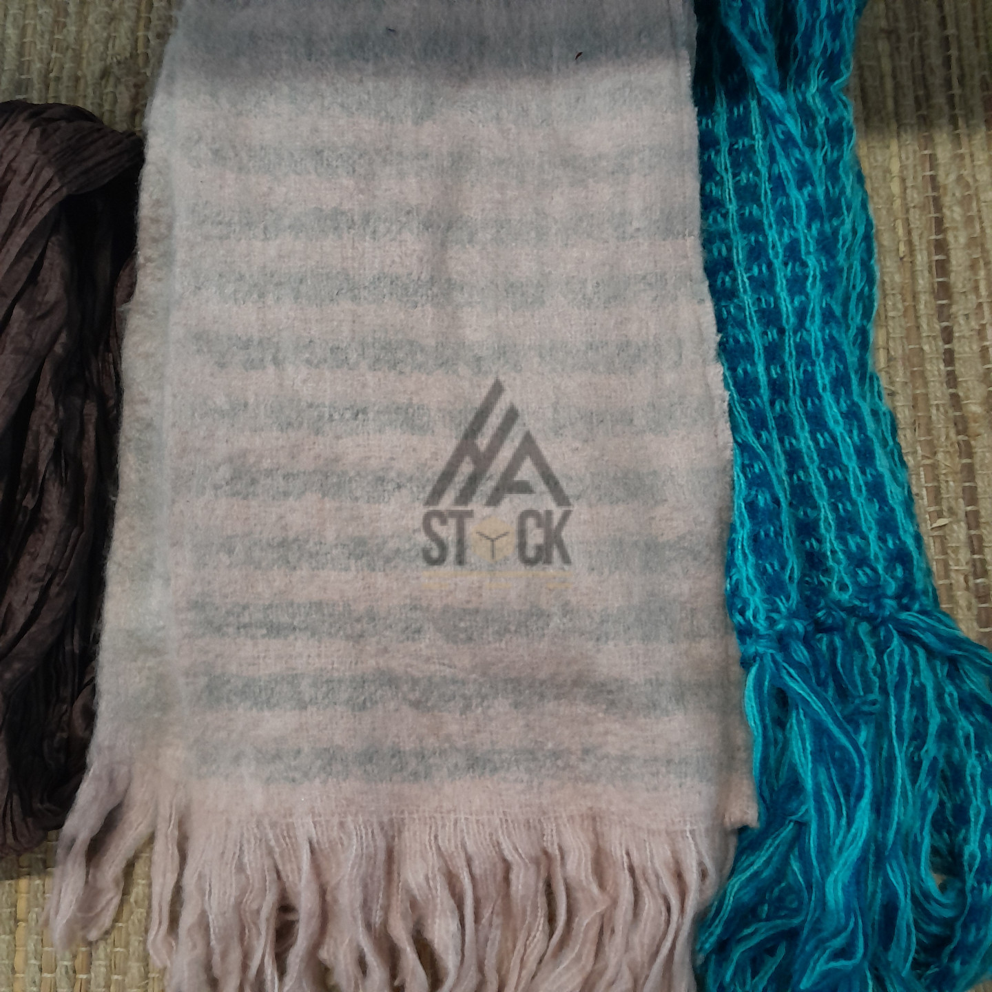 Echarpe, foulard ... - 100 pièces