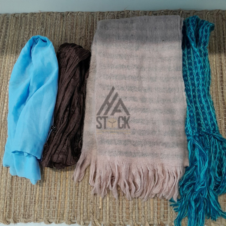 Echarpe, foulard ... - 100 pièces