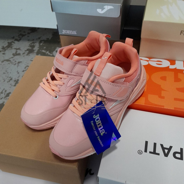 CHAUSSURE en boite  - 20 paires